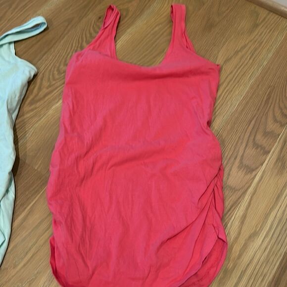 Old Navy maternity cotton tanks XS - Picture 3 of 5